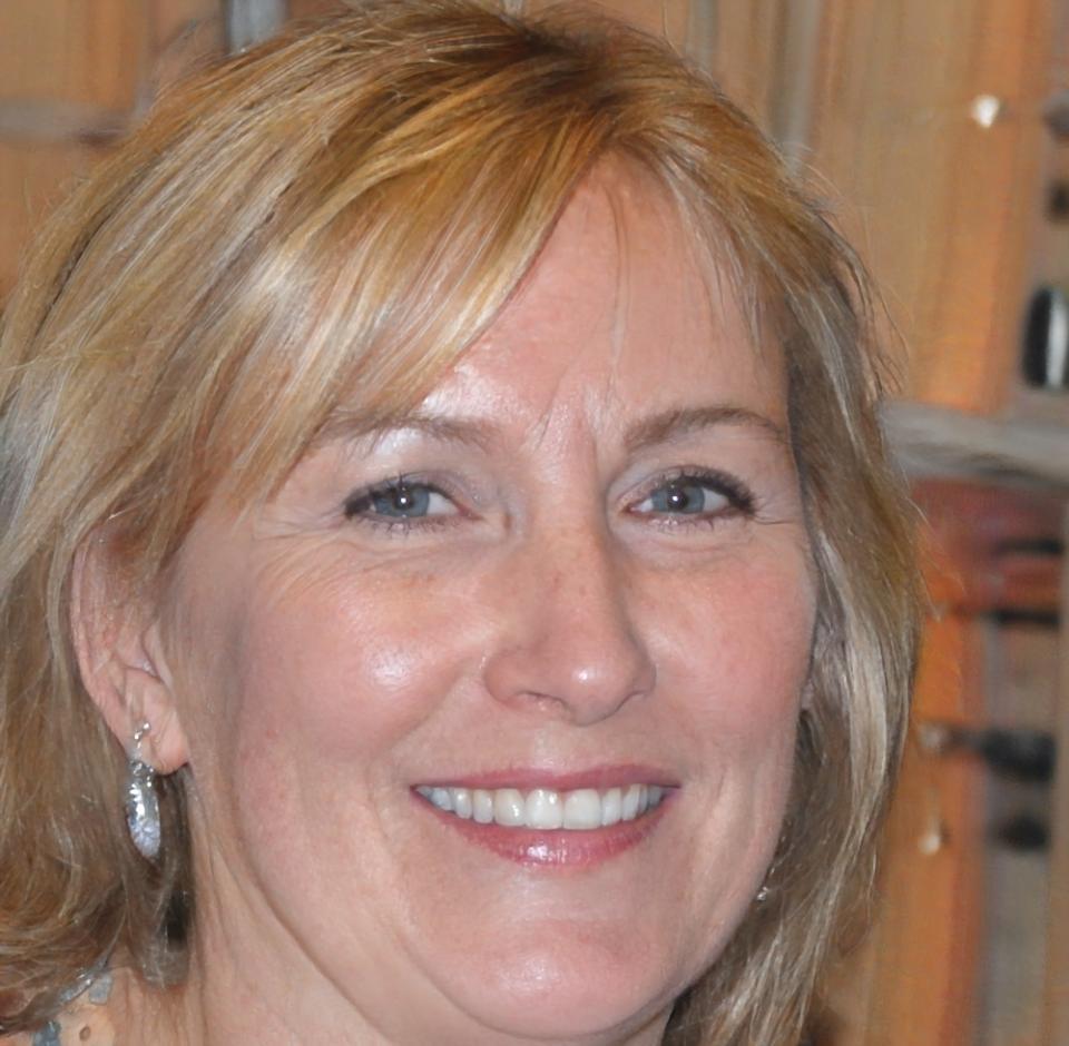 Marie-Claire Dubois, Directrice de arionexvaltu